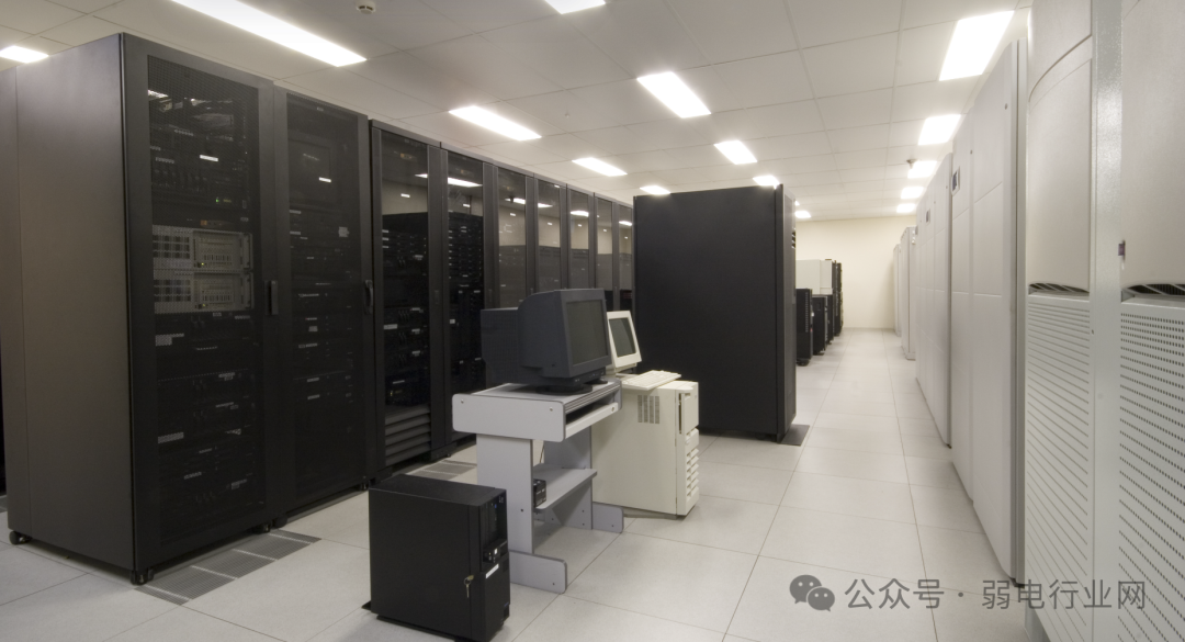 What Are the Differences Between RS232, RS422, and RS485 Serial Communication?