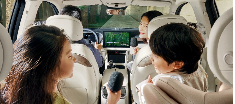 Tesla Integrates Steam Gaming Platform, Making Entertainment Experience a Key Metric for Cars