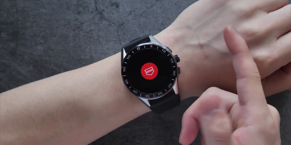TAG Heuer Connected Smartwatch Experience