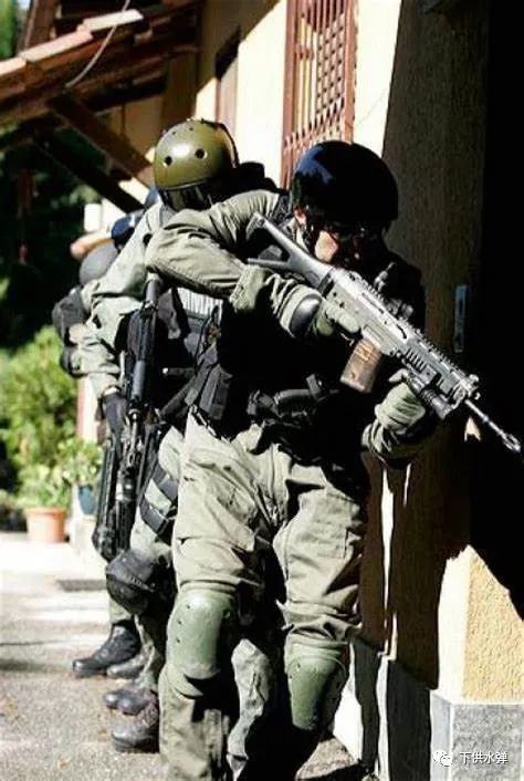 Weapon Profile: Swiss SIG Sauer SIG552