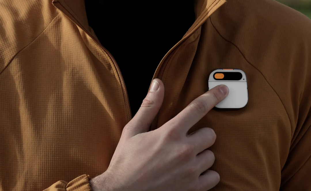 Smartwatch: Square or Round?