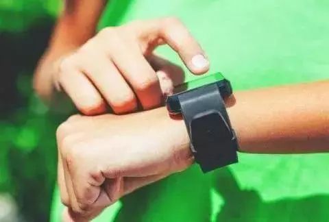 Beware of Wearing! Issues with Children's Smart Watches!