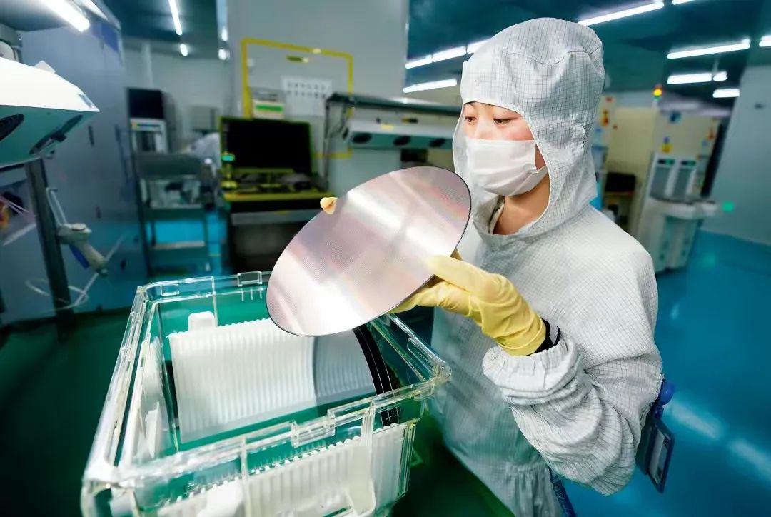 The World's First 3nm Chip is Here! Not TSMC, Sparking a Stir in the Tech Community - How Difficult is High-End Semiconductor Chip Production?