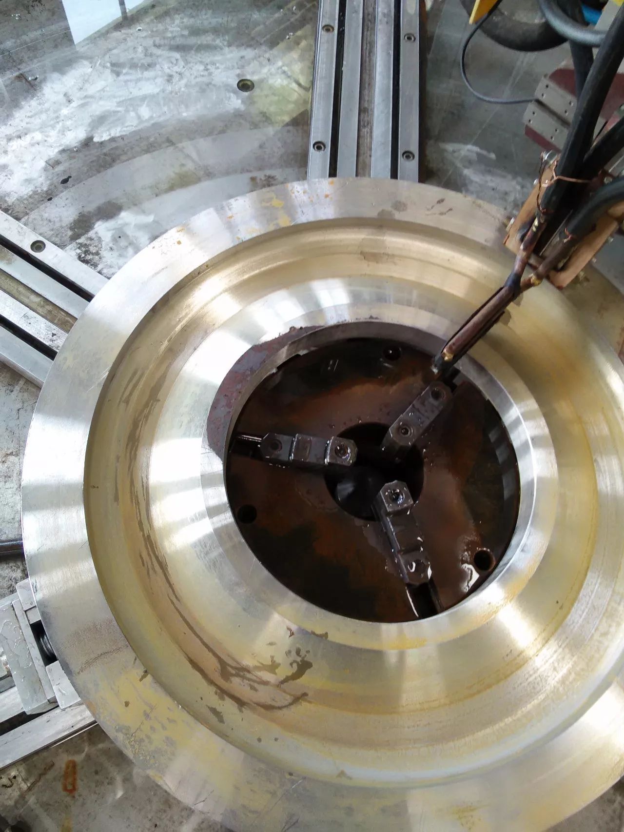 Application of Multi-functional CNC Dual-station Quenching Machine Tool