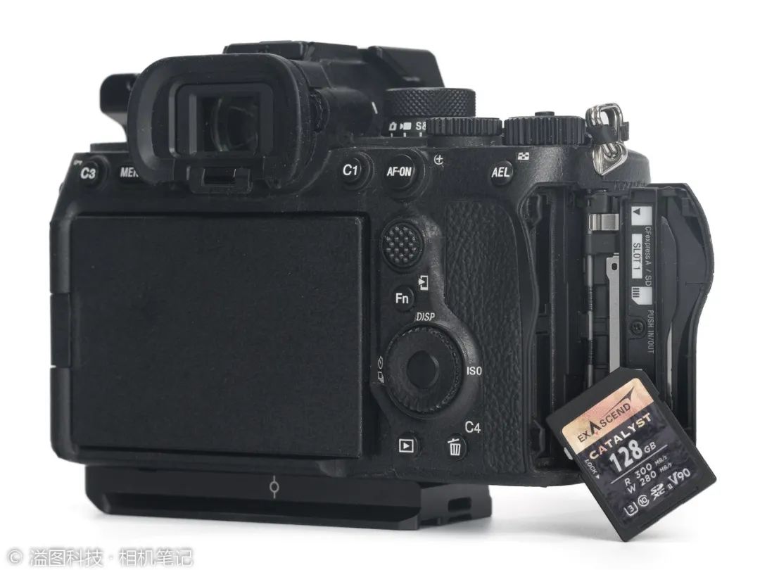 Performance Testing of the Zhi Yu 'Feng Su·Jin' Series SD Cards