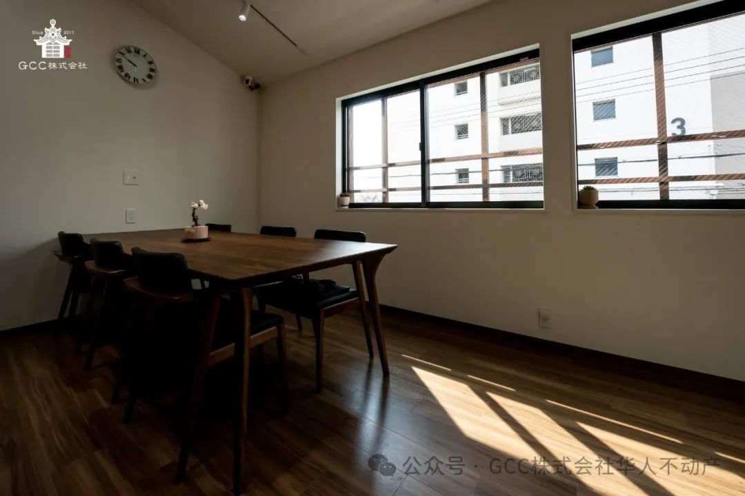 GCC Corporation's Machiya-Style Café Office Comprehensive Showcase