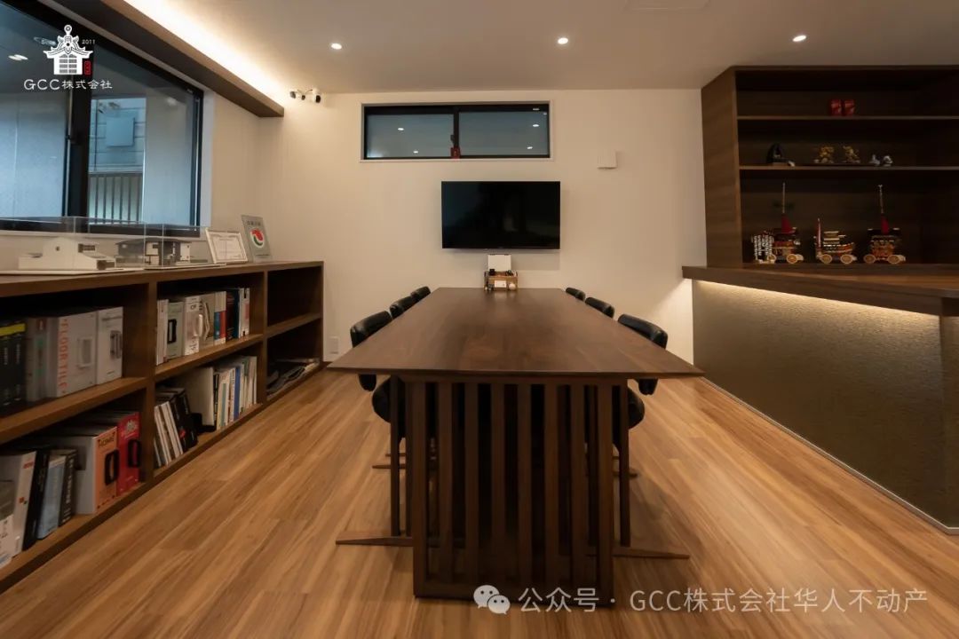 GCC Corporation's Machiya-Style Café Office Comprehensive Showcase
