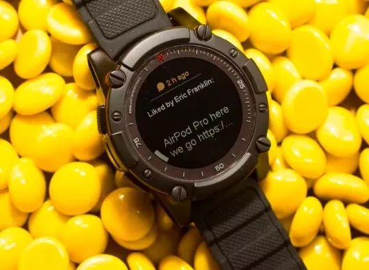 The Smartwatch That Never Needs Charging: It Really Does