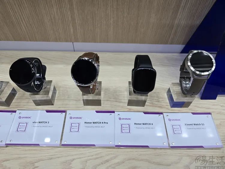 Why System Updates for Smartwatches Have Become So Difficult