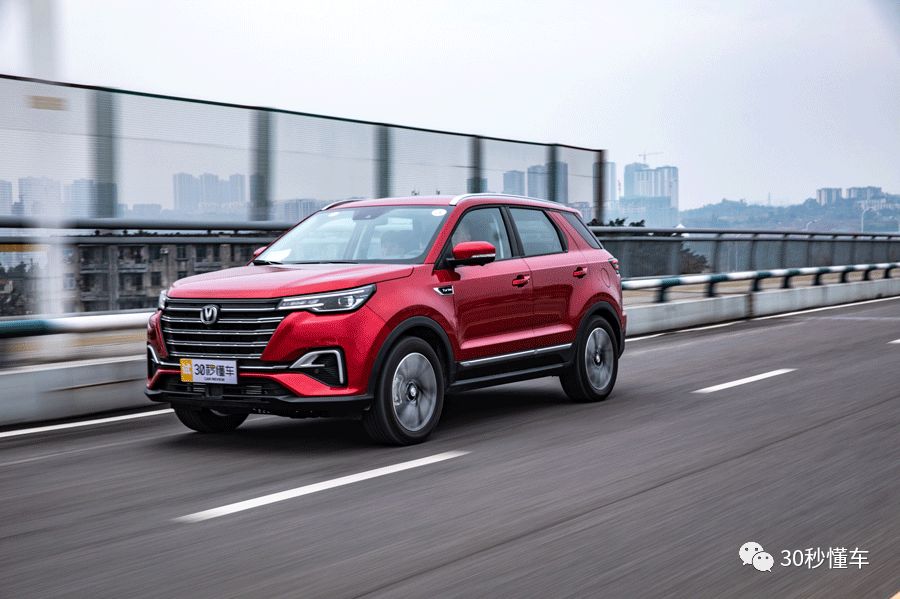 Bluetooth Key + Rotating Large Screen: Which Distinctive SUV in the 100,000 Yuan Range is Worth It?