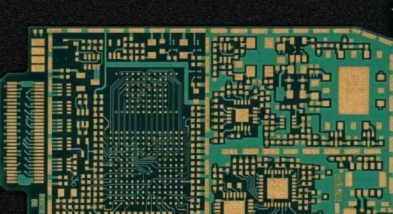 Why Use Gold Plating and Immersion Gold on PCBs? Differences Explained
