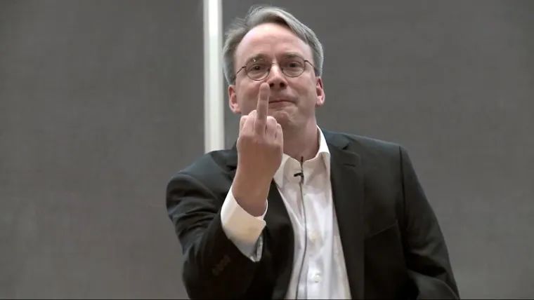 Father of Linux: Linux is Terrible, You Should Use XP