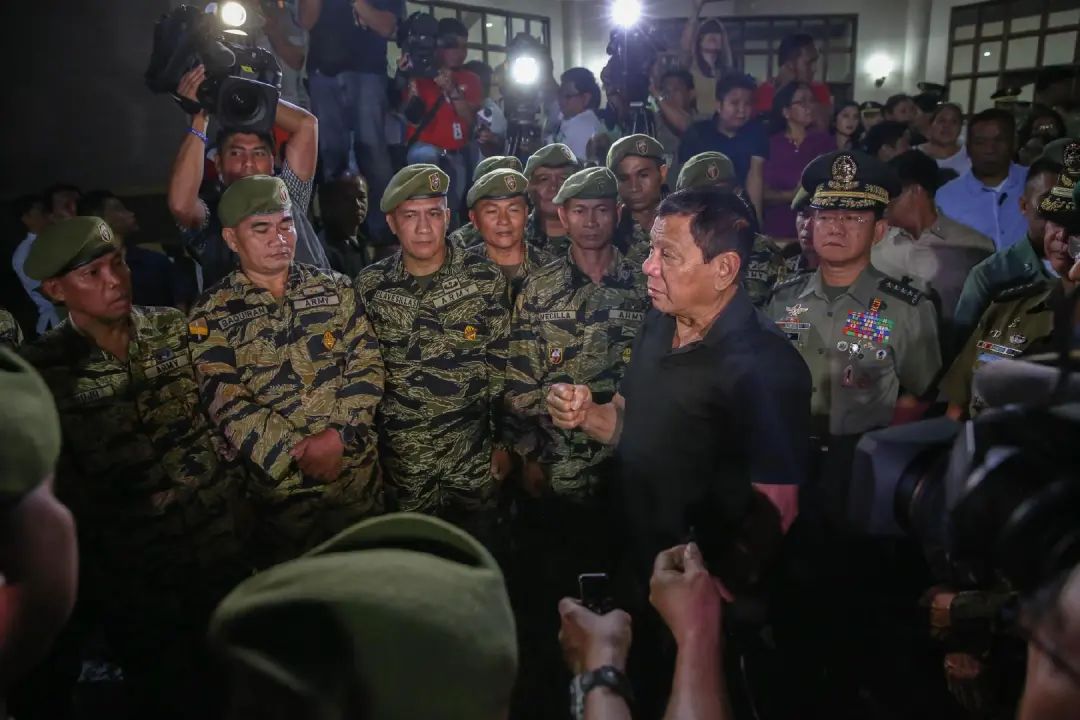 Is the Arrest Warrant Fake? ICC Releases Duterte Early? High-profile Figures in the Philippines Step In to Rescue Him