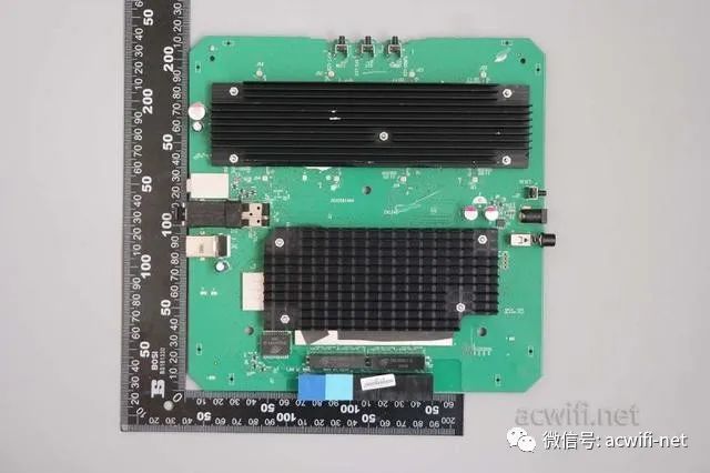 TP-LINK XDR6060 Teardown: AX6000 Wireless Router
