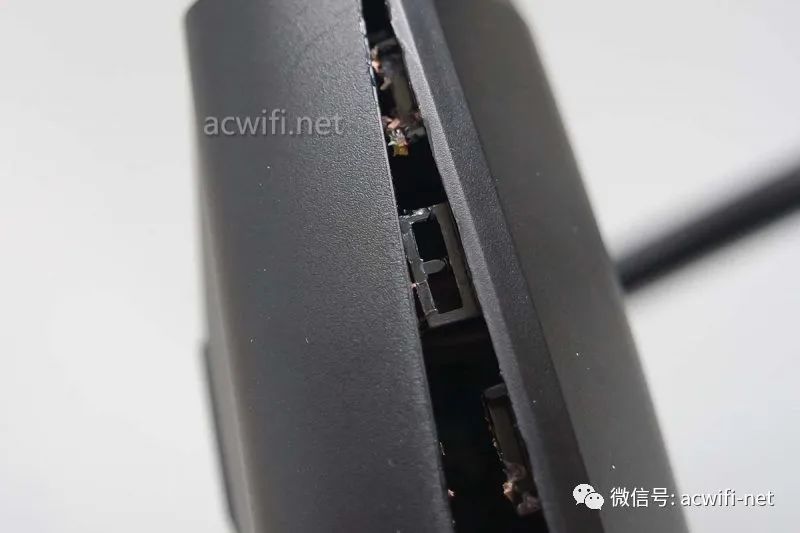 TP-LINK AX3200 XDR3230 Teardown: A Bit Different from My Expectations