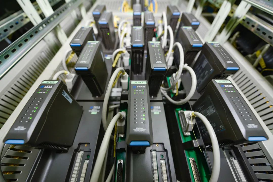 Breakthrough in 'Bottleneck' Technology for Power Generation Control Systems: The First Fully Domestic DCS - HN Revival
