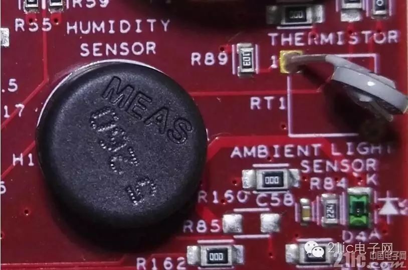 Multi-Sensor Embedded IoT Programmable Analog SoC