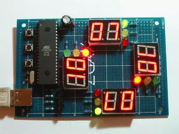 Craftsman's Notes: A Summary of Practical Microcontroller Programming Experience