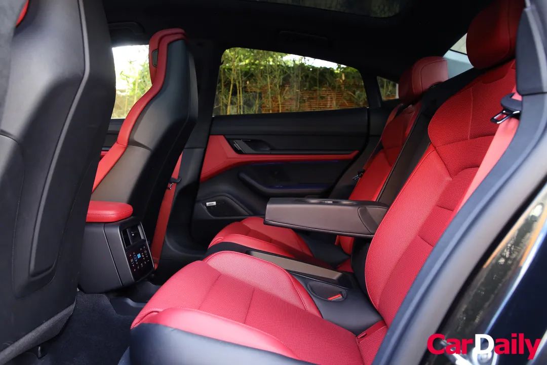Those Who Praise the Taycan, I Am One of Them, May the Porsche Be With You.
