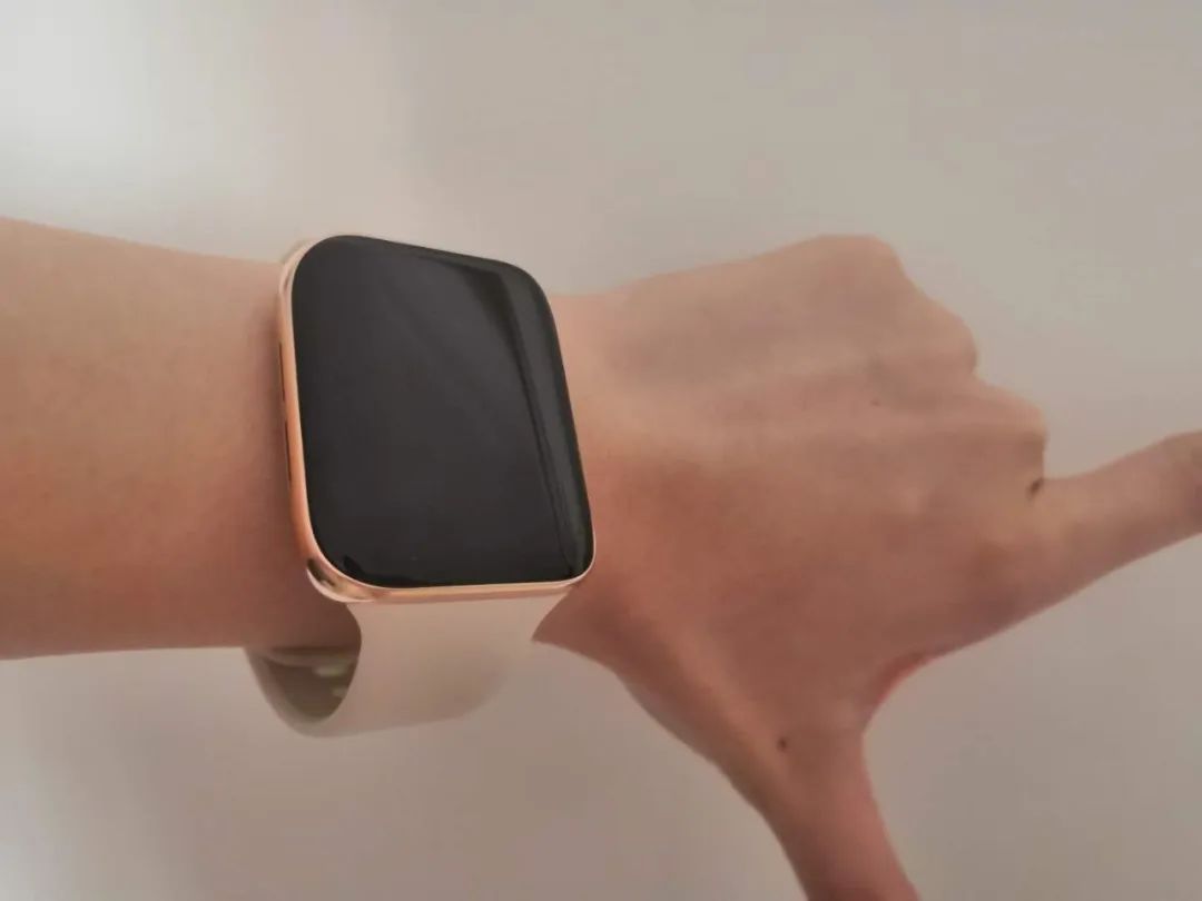 OPPO Launches a Smartwatch: Beautiful Yet Somewhat Lacking