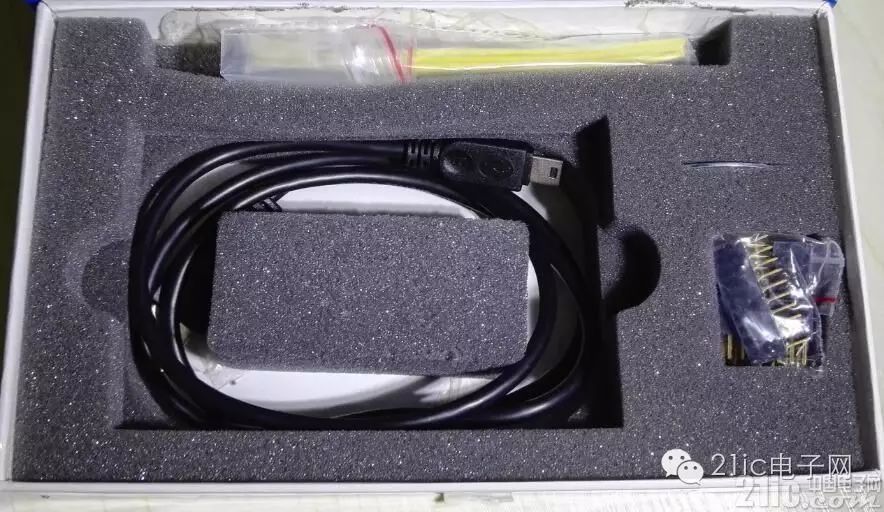 Multi-Sensor Embedded IoT Programmable Analog SoC