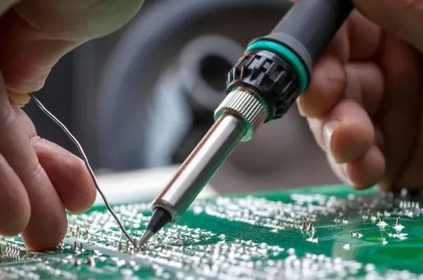 Diagnosis and Detection Methods for PCB Soldering Defects