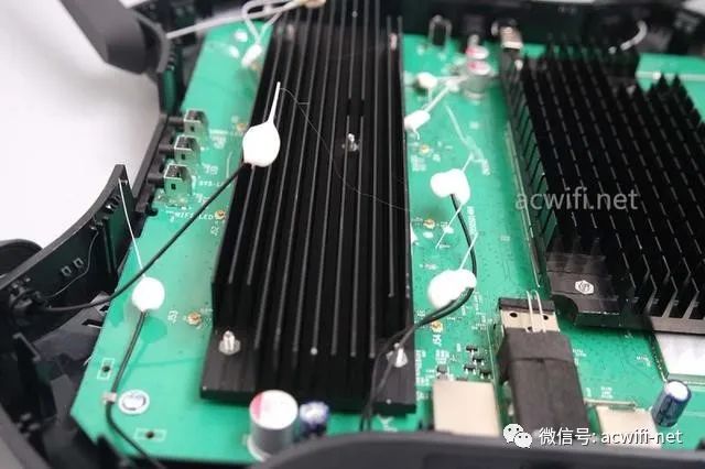 TP-LINK XDR6060 Teardown: AX6000 Wireless Router