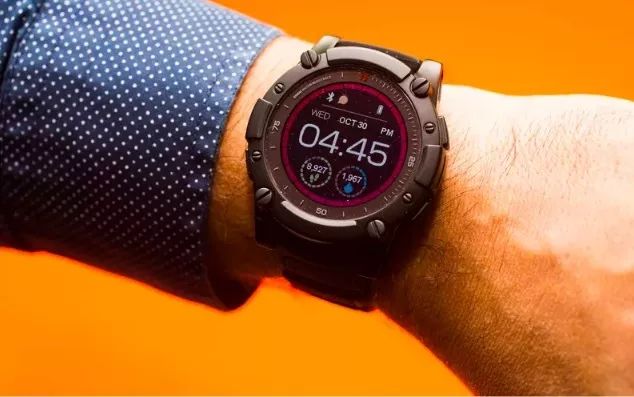 The Smartwatch That Never Needs Charging: It Really Does