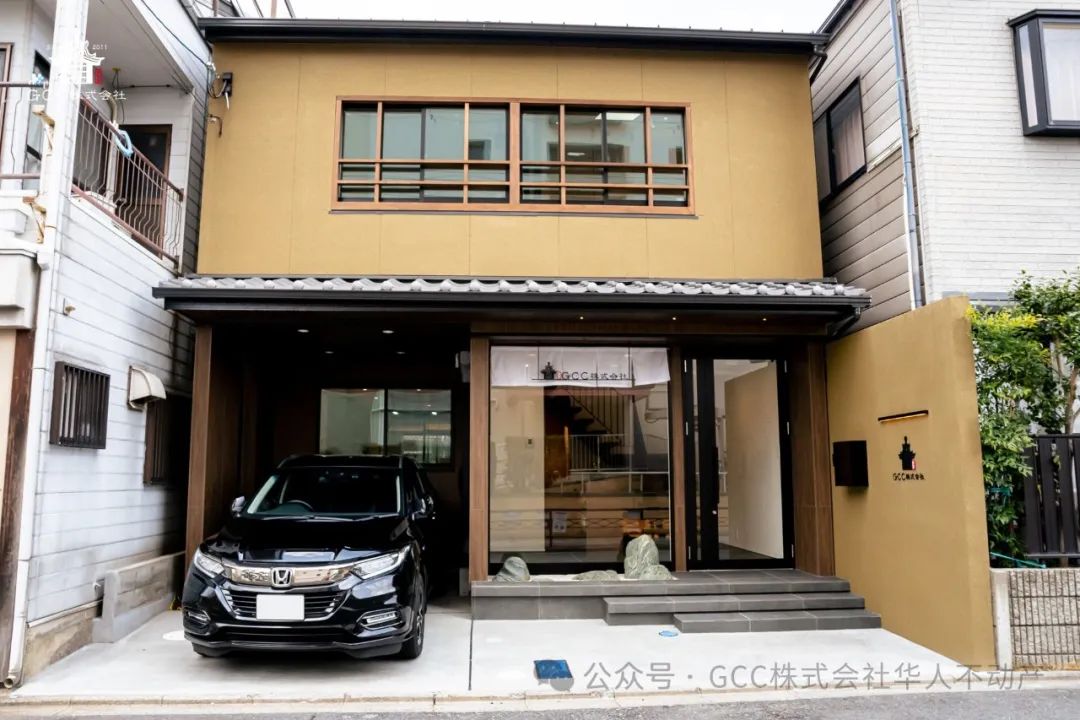 GCC Corporation's Machiya-Style Café Office Comprehensive Showcase