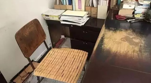 The Desk of a 78-Year-Old Academician Commands Respect