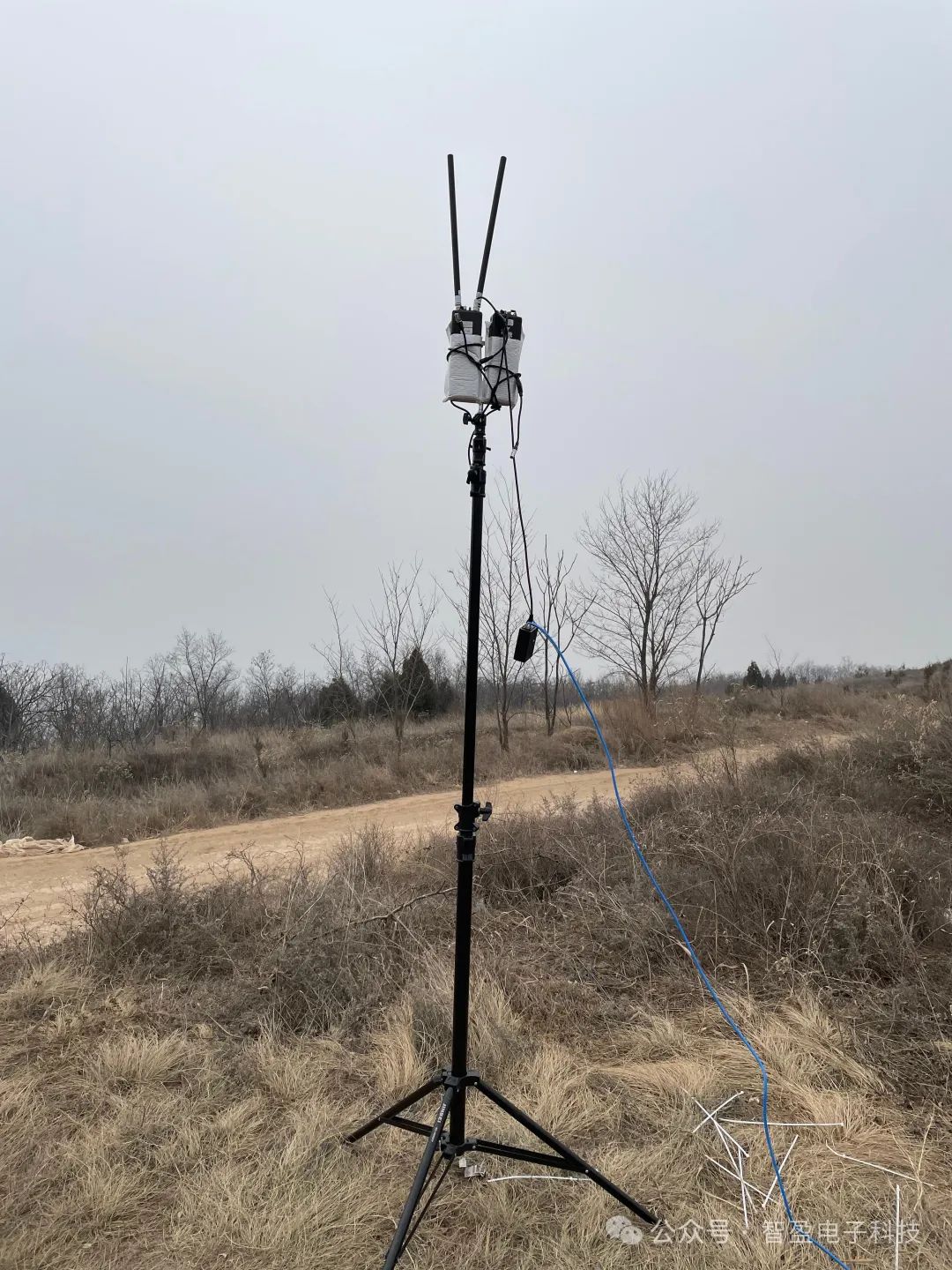 T3C1-4W-1400 Handheld Broadband Self-Organizing Network Radio Line-of-Sight Test at 90km