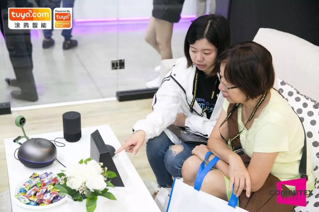 Installing the 'Strongest Brain' at Home: Will the Smart Home Market Explode in 2018?