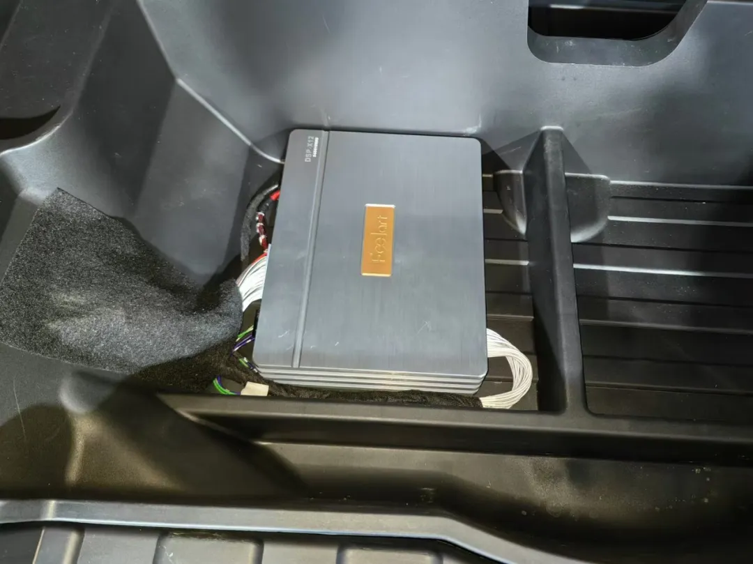 Lexus ES300H Audio Upgrade: Creating an Auditory Feast with DSP X12