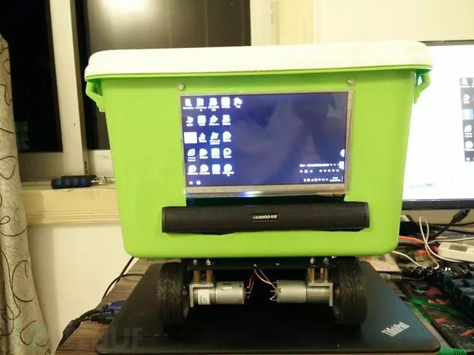 Geek DIY: How to Assemble a Robot