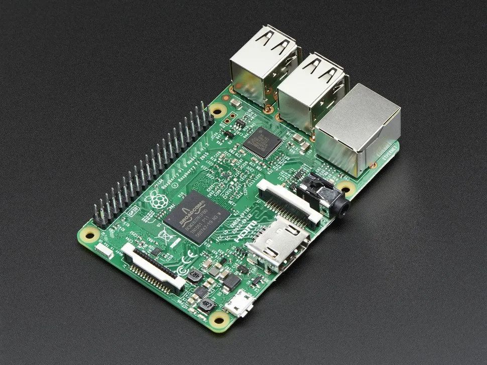 Should Beginners Choose Arduino or Raspberry Pi?