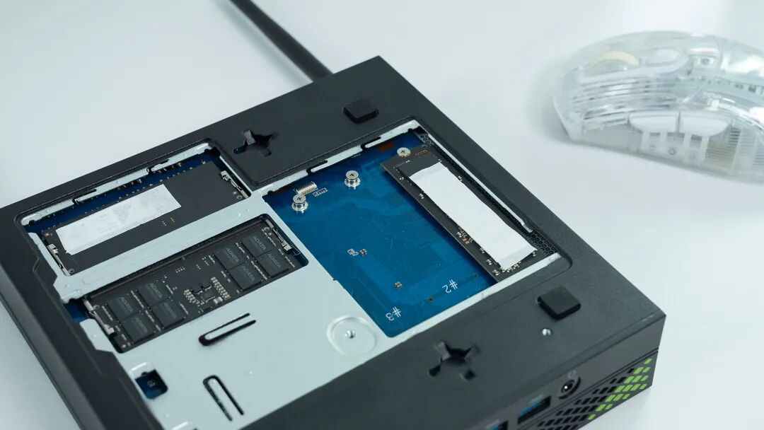 GMKtec K10 Professional Mobile i9 Mini PC: 13900HK, 8 USB-A Ports