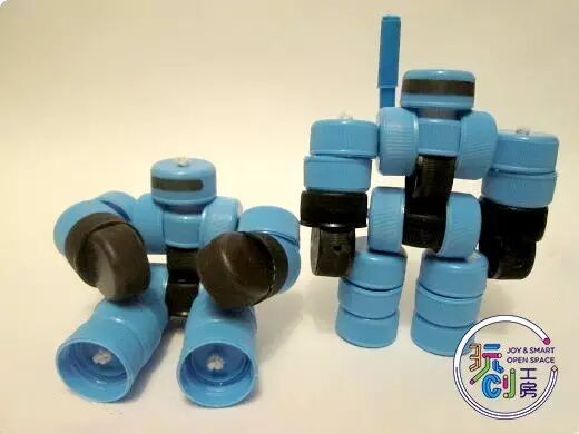 DIY Crafting a Cool Bottle Cap Robot from Recycled Caps