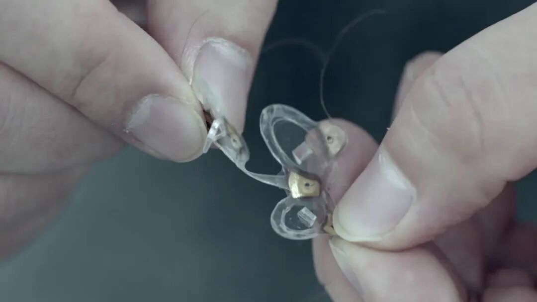 The Resilient Micro-Insect Robot: Artificial Muscles Drive 450 Beats Per Second