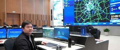 Wuhan Taxi 'Sky Eye' Goes Live, 16,000 Vehicles Can Be Dispatched in Real-Time to Evacuate Passengers