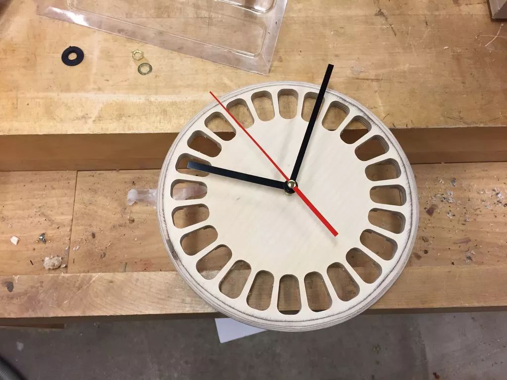 Creating a Schedule Clock with Google Calendar Using Raspberry Pi