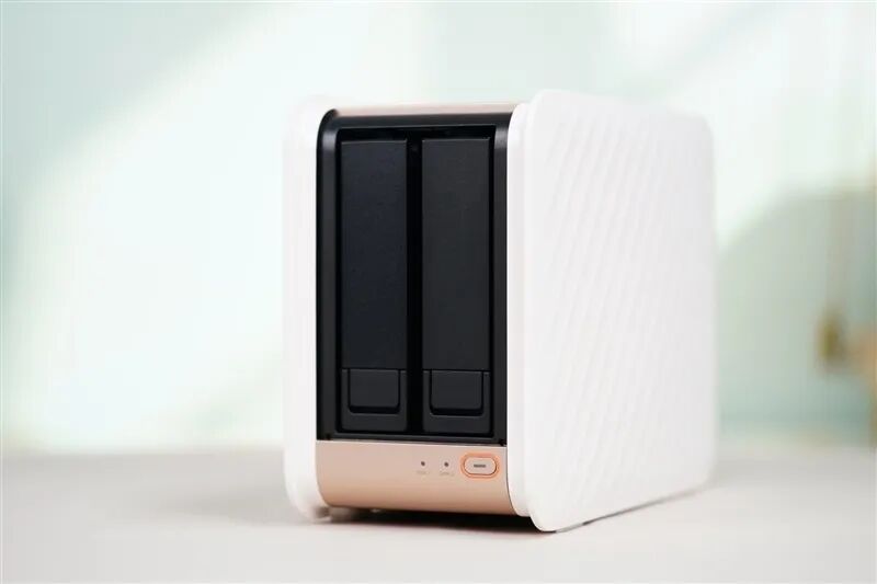 Lenovo Personal Cloud Home Network Storage Server