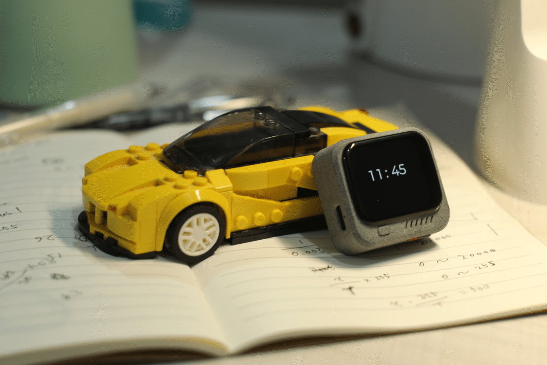 DIY Mini Controller Based on ESP32-S3 with 1.69-Inch Touch Screen