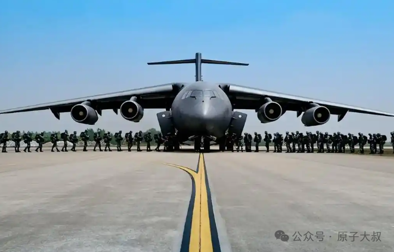 While the Pentagon Counts C-5 Rivets, China's Y-40 Has Already Loaded an Entire Armored Company in Its Double-Deck Cargo Hold