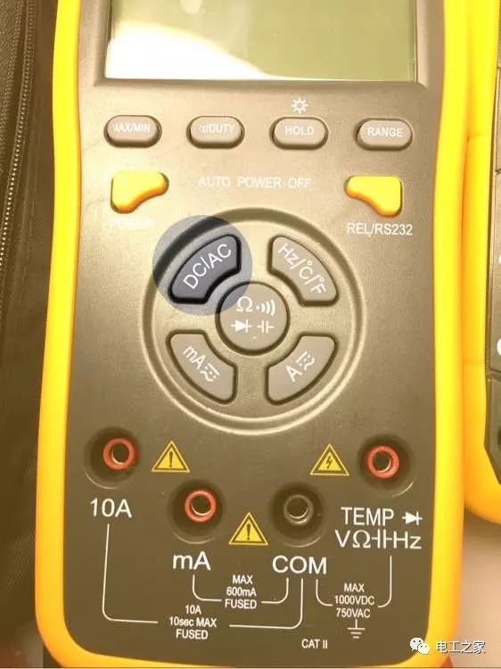 How to Use a Multimeter to Measure and Distinguish Between Voltage, Neutral, and Live Wires