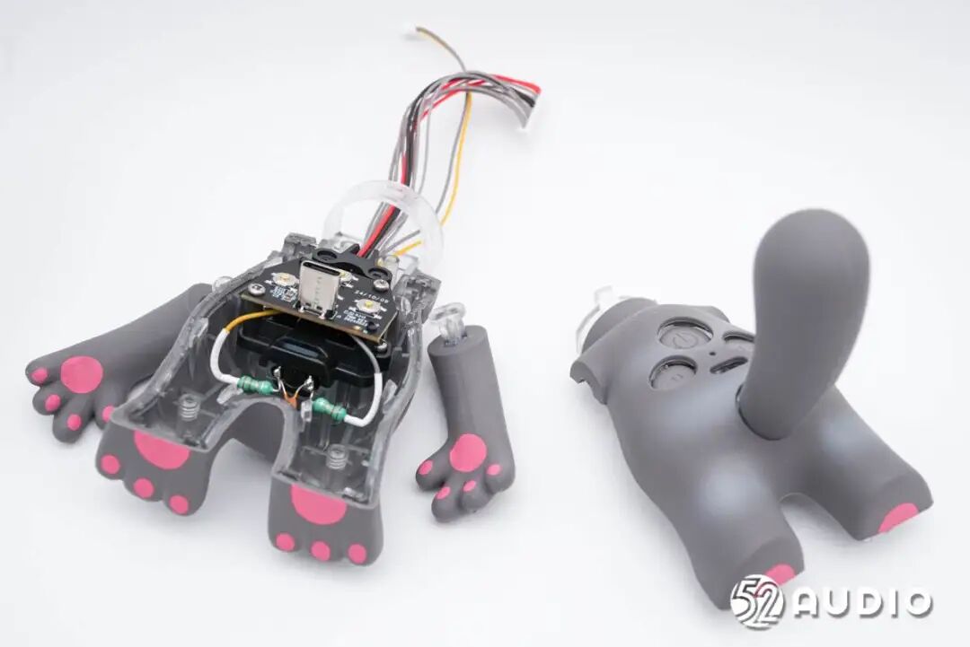 Dissecting the Talking Tom Cat: What Chips Are Used in This Popular AI Toy?