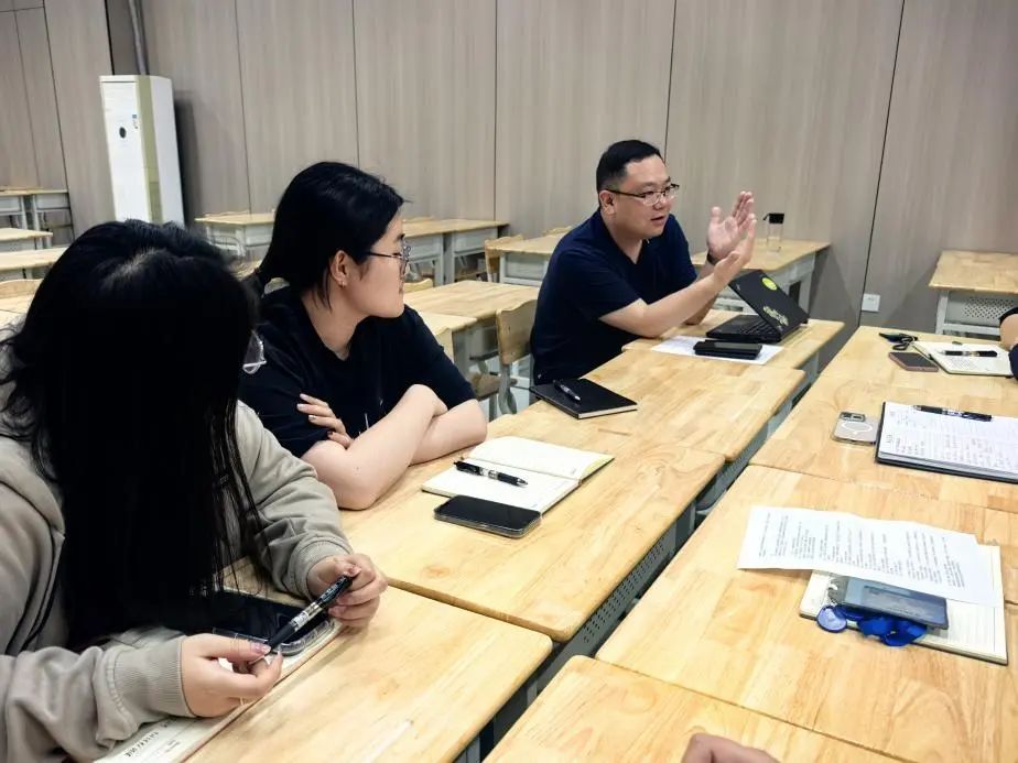 Spring Research Resonance: Engaging Classroom | AI Empowering C Language Education