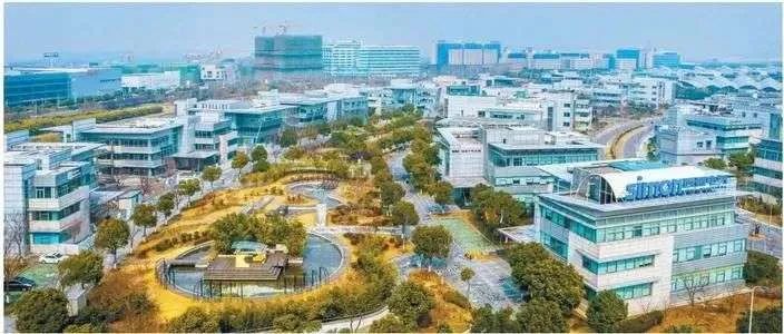 Is Achieving Independence in China's Semiconductor Equipment Harder than Building an Atomic Bomb?