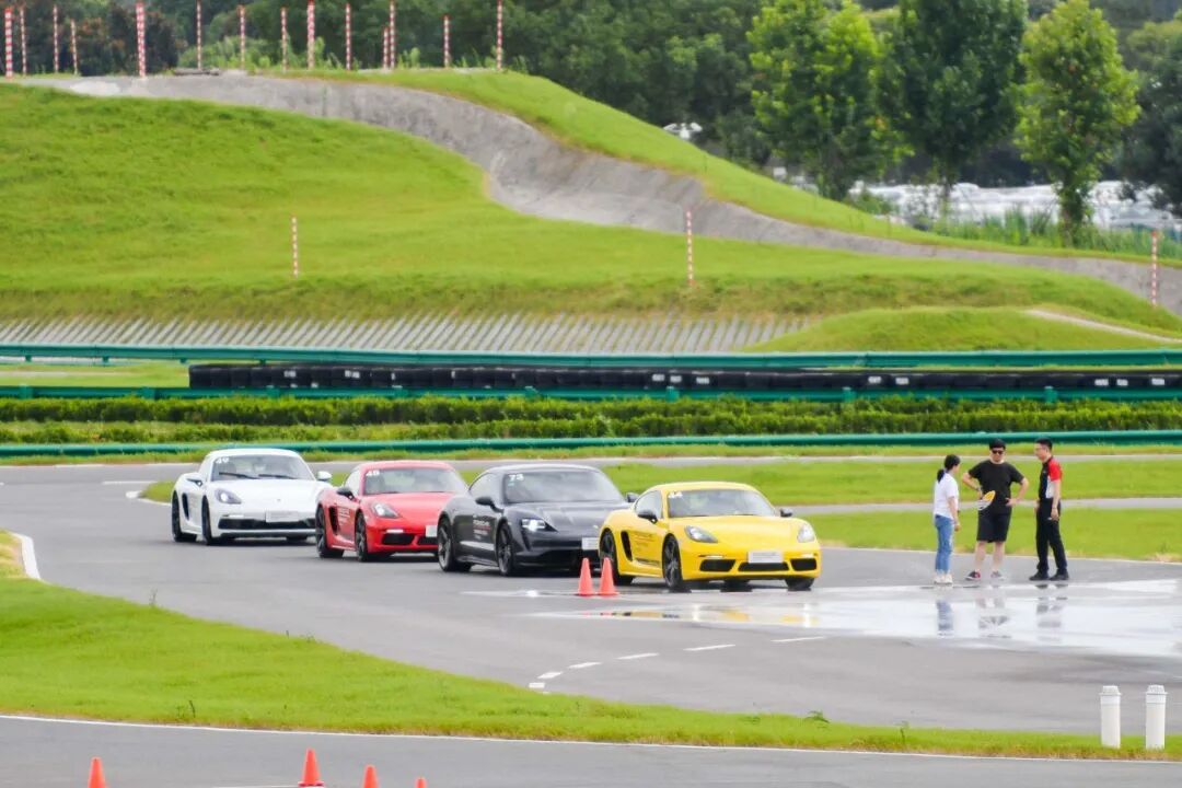Experience the Thrill of the Porsche Taycan