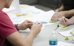 How to Choose Microcontroller Languages for Hardware, Software, and IoT Engineers?