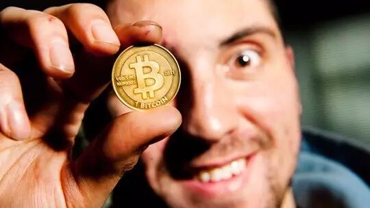 While Others Use High-End Graphics Cards to Mine Bitcoin, He Quietly Mined for 4 Years with an NES